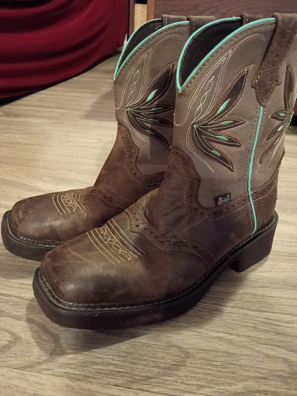 Justin's Women's Brown Leather Western Boots with Turquoise Stitching